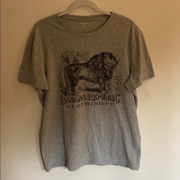 Banana Republic Graphic Lion Tee Shirt